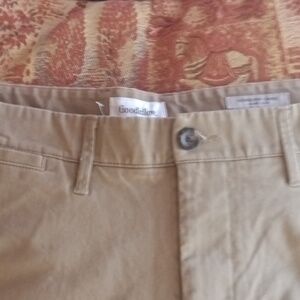 nwt mens Goodfellow & CO Hennepin chino straight leg khakis